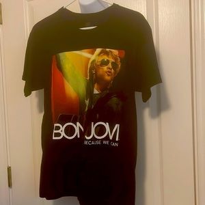 Jon Bon Jovi 2013 Concert Tour T-Shirt "Because We Can" rock 80s Medium